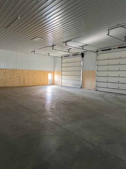 More Photos Of 1715 River Rd, New Castle Warehouse For Lease