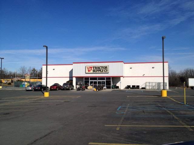 More Photos Of 350-351 Fairview Ave, Hudson Freestanding For Lease