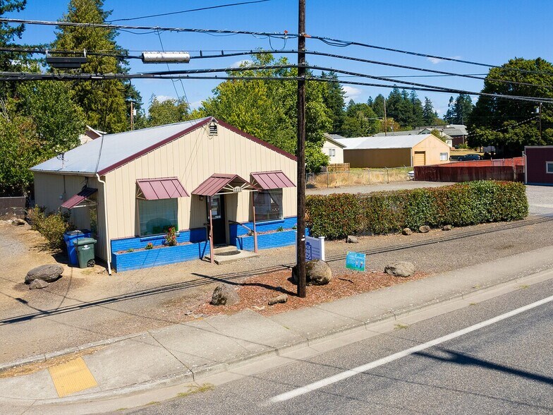 Primary Photo Of 2213 E St, Washougal Freestanding For Lease