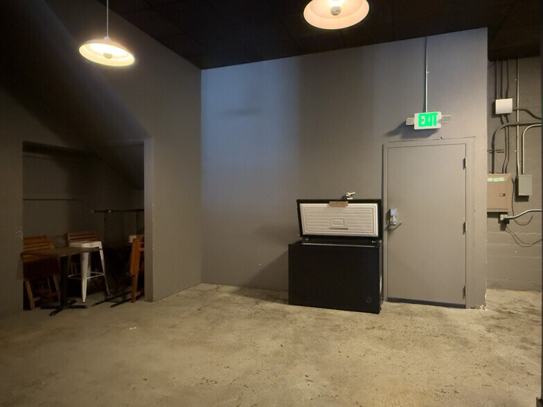 More Photos Of 226 E Main St, Walla Walla General Retail For Lease