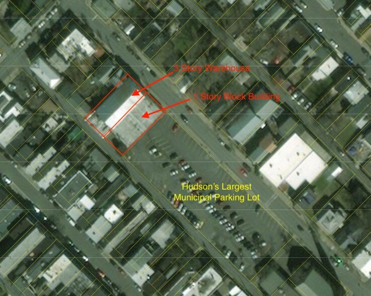 More Photos Of 517-519 Columbia St, Hudson Showroom For Sale