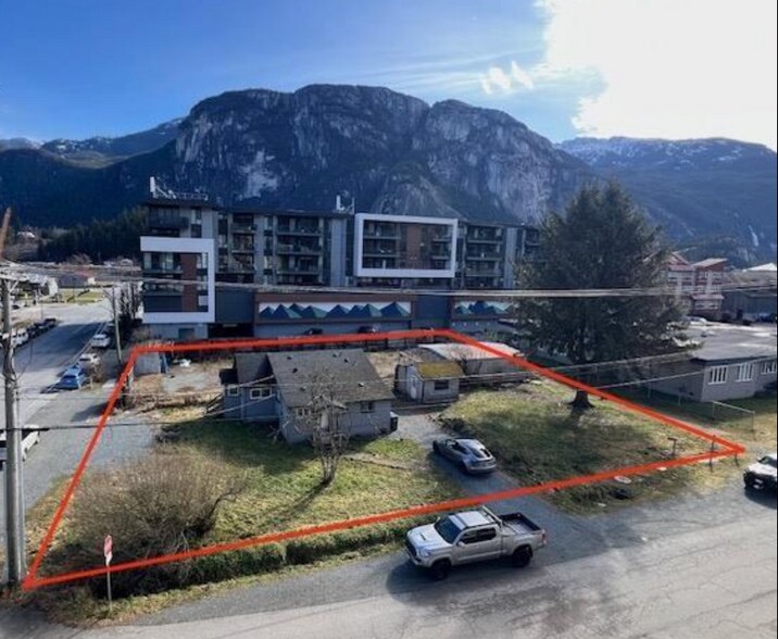 Primary Photo Of 1358-1366 Main St, Squamish Land For Sale