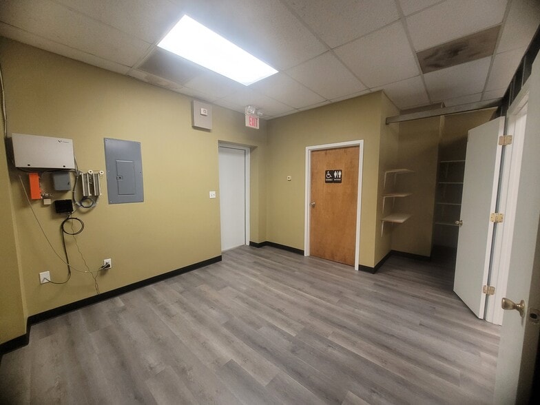 More Photos Of 688 Albright Rd, Rock Hill Unknown For Lease