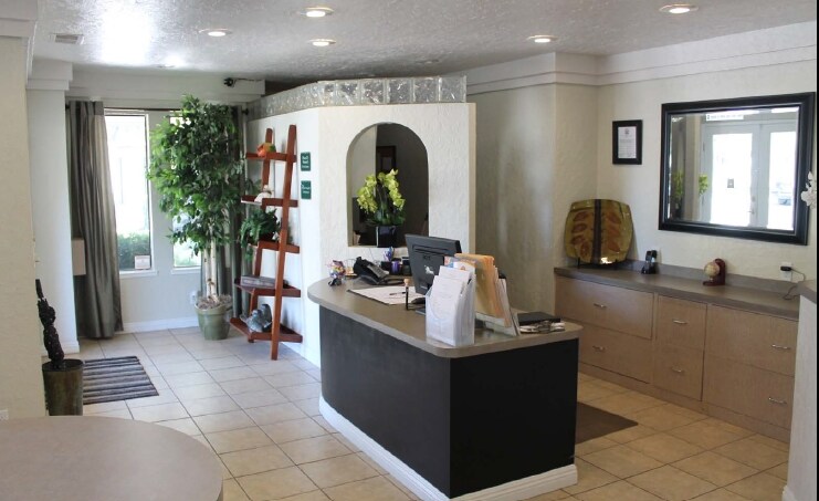 More Photos Of 602-710 Wimbledon Dr, Lodi Apartments For Sale