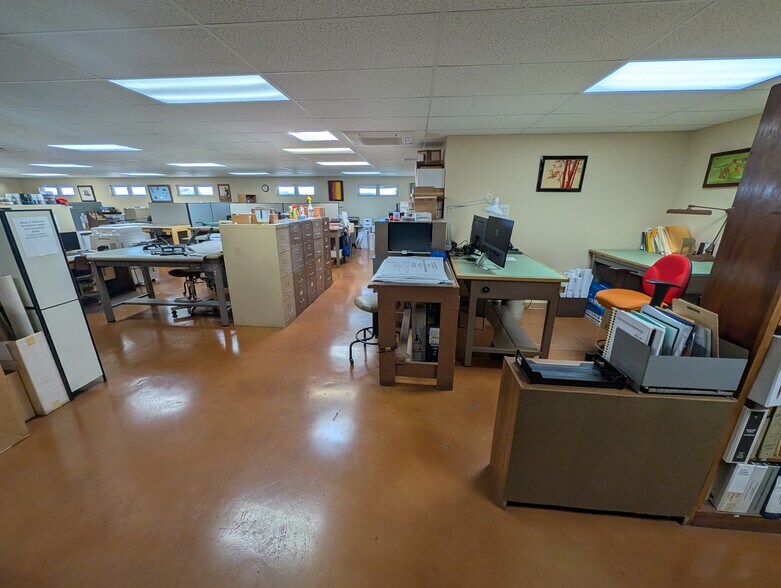 More Photos Of 1320 N School St, Honolulu Office For Sale