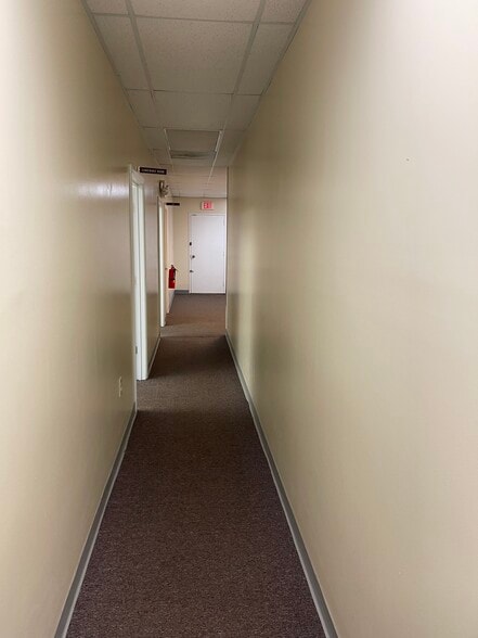 More Photos Of 2536 Carrollton Villa Rica Hwy, Carrollton Office For Lease