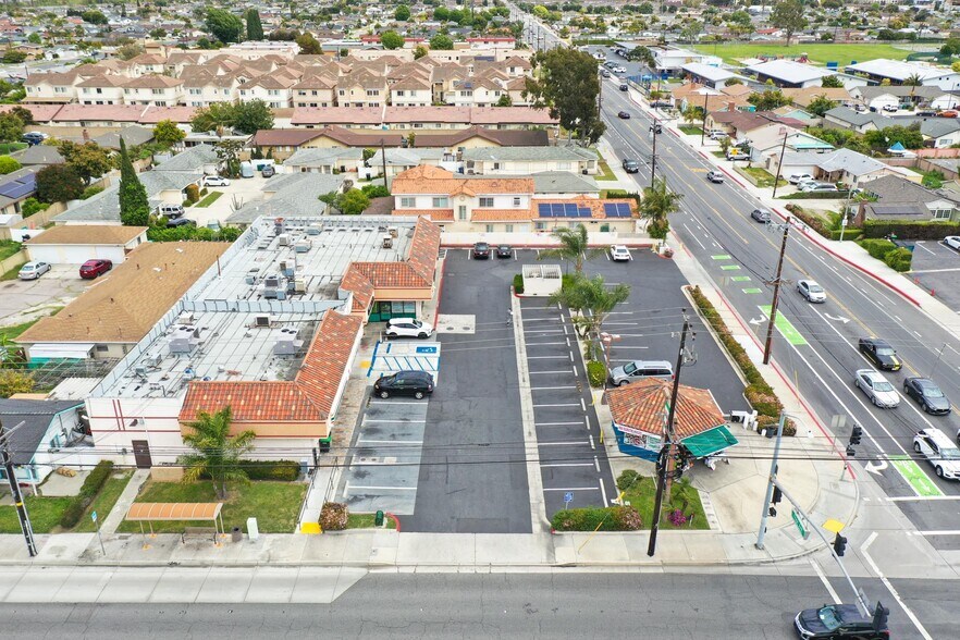 More Photos Of 13450-13472 Goldenwest St, Westminster Convenience Store For Sale
