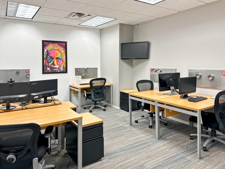 More Photos Of 20333 State Highway 249, Houston Office For Lease