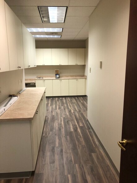 More Photos Of 211 King St, Charleston Office For Lease