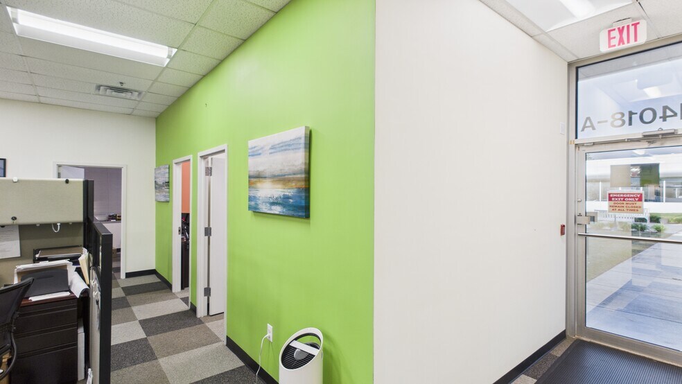 More Photos Of 14012-14018 Sullyfield Cir, Chantilly Medical For Lease