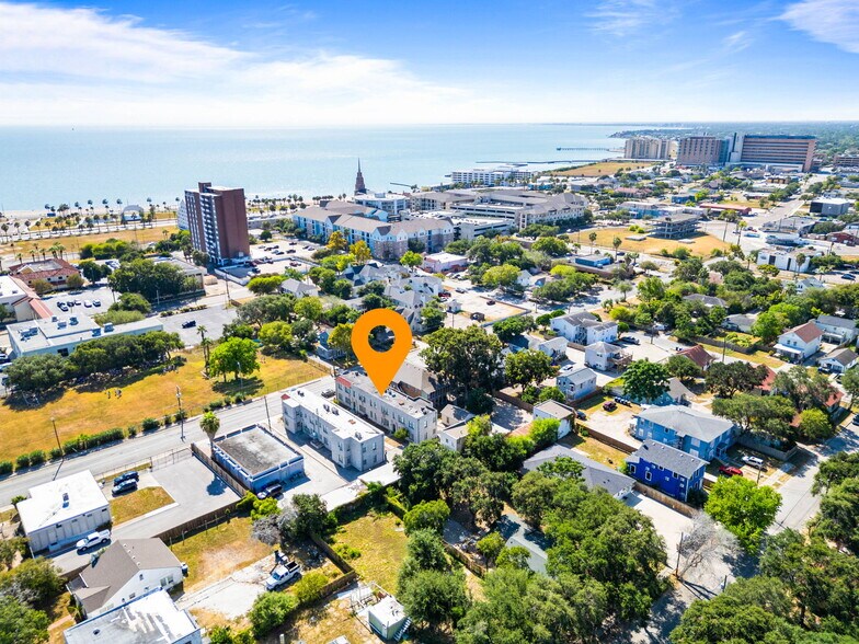 More Photos Of 615-619 S Tancahua St, Corpus Christi Apartments For Sale