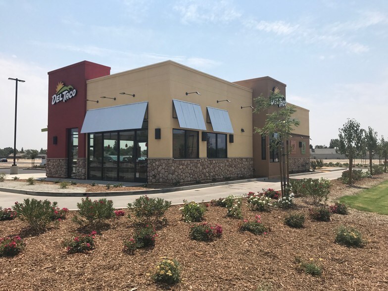 More Photos Of 2918 N Dinuba Blvd, Visalia Fast Food For Lease