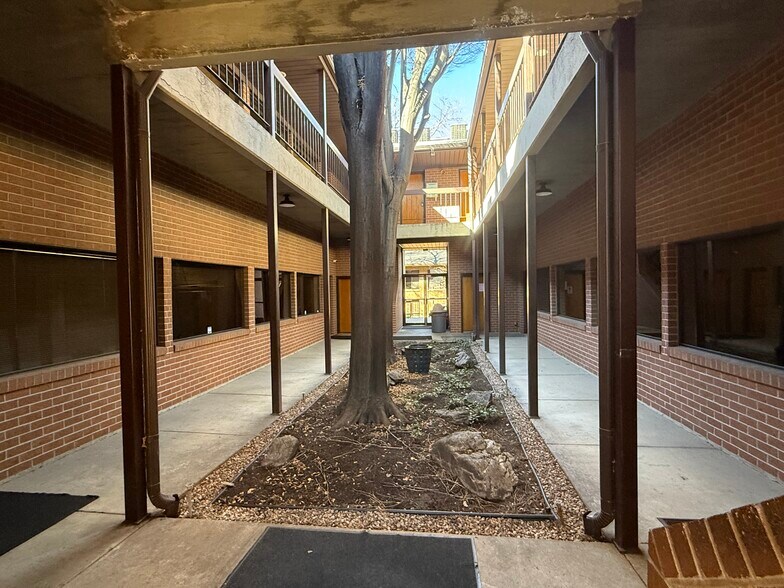 More Photos Of 4527 S 2300 E, Salt Lake City Office For Lease
