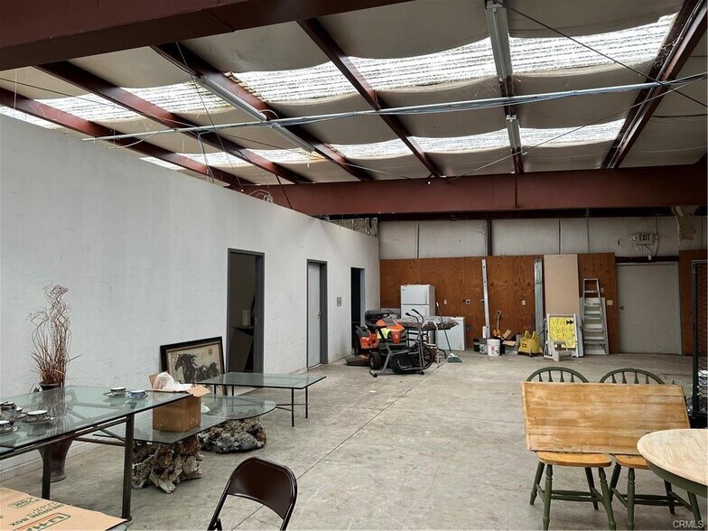 More Photos Of 2570 S Main St, Lakeport Self Storage For Sale