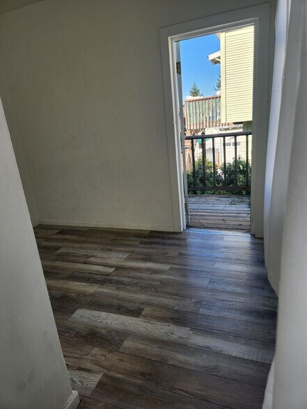 More Photos Of 3227-3231 Telegraph Ave, Oakland Apartments For Sale