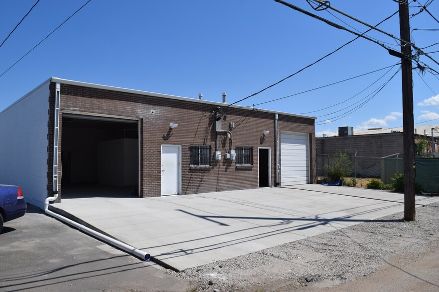 More Photos Of 2111 S Jason St, Denver Service For Lease