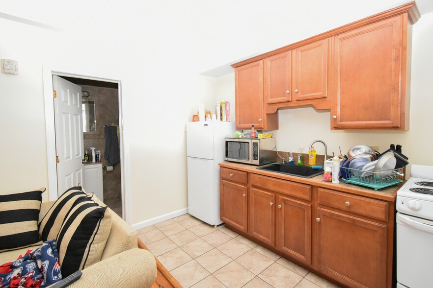 More Photos Of 181-187 Chestnut St, Springfield Apartments For Sale