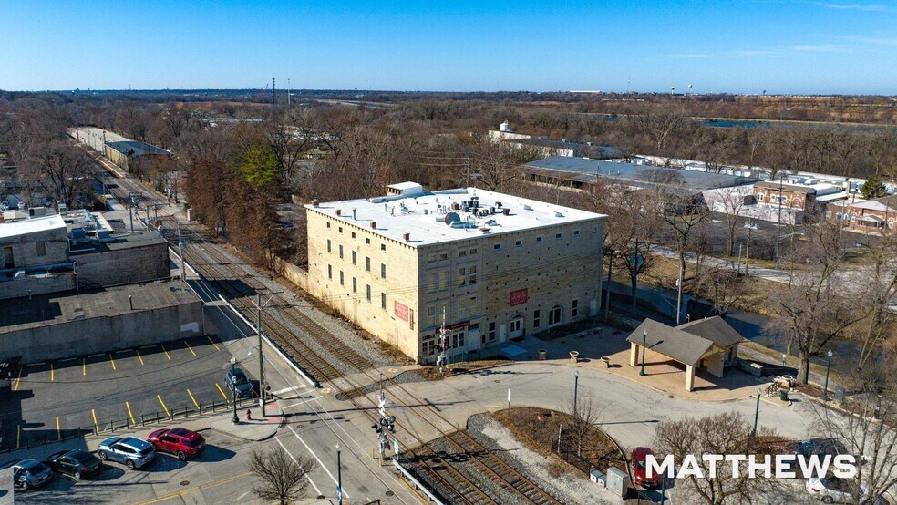 More Photos Of 201 W 10th St, Lockport Warehouse For Sale