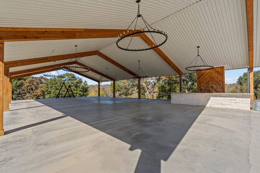 More Photos Of 9016 Private Road 2329, Terrell Lodge Meeting Hall For Sale