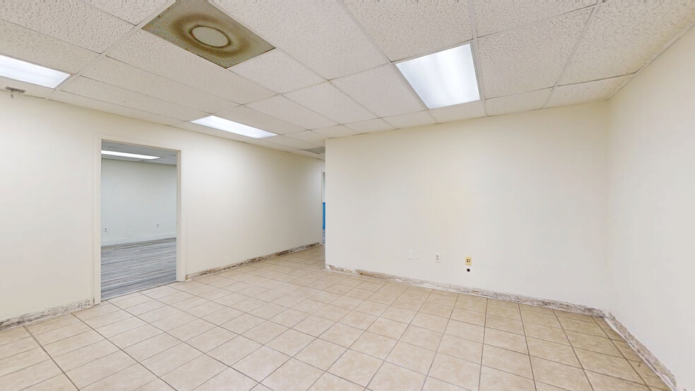 Primary Photo Of 1720 Main St NE, Palm Bay Unknown For Lease