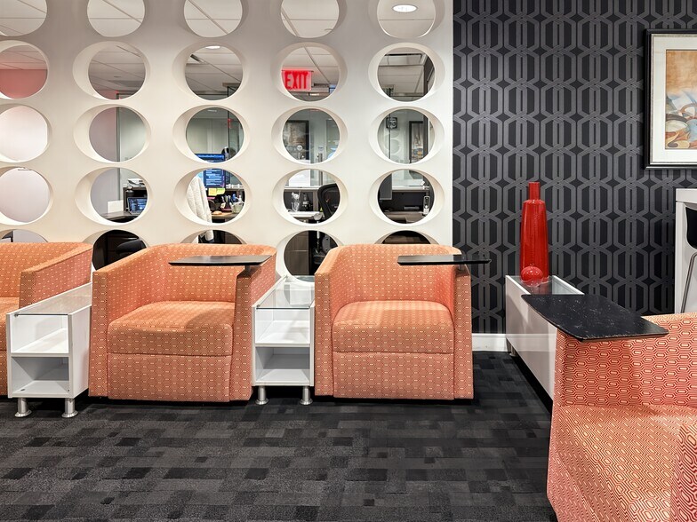 More Photos Of 1250 Broadway, New York Coworking Space