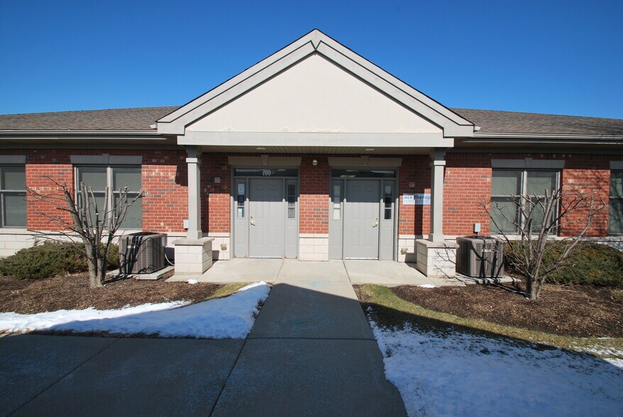 More Photos Of 16626 W 159th St, Lockport Office For Lease