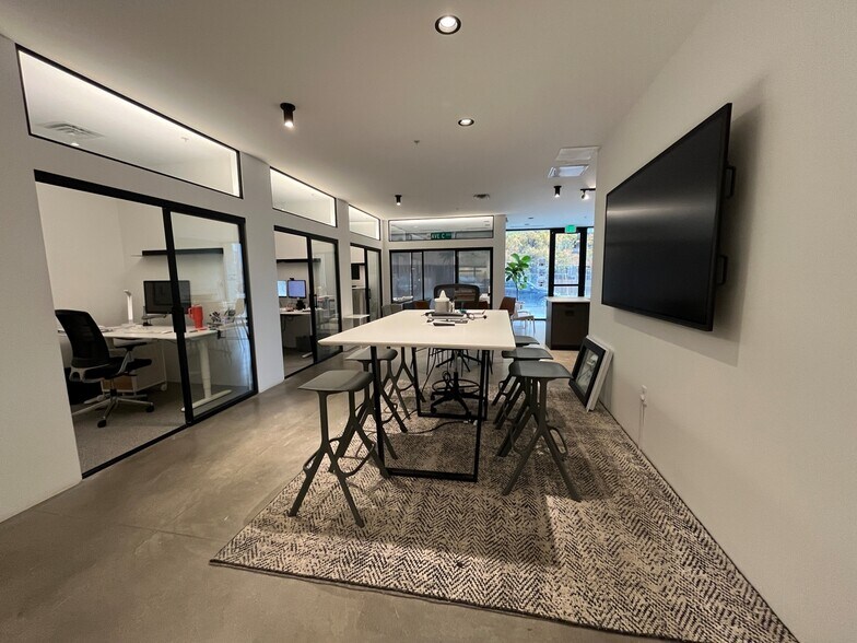 More Photos Of 1790 Gaylord St, Denver Apartments For Lease
