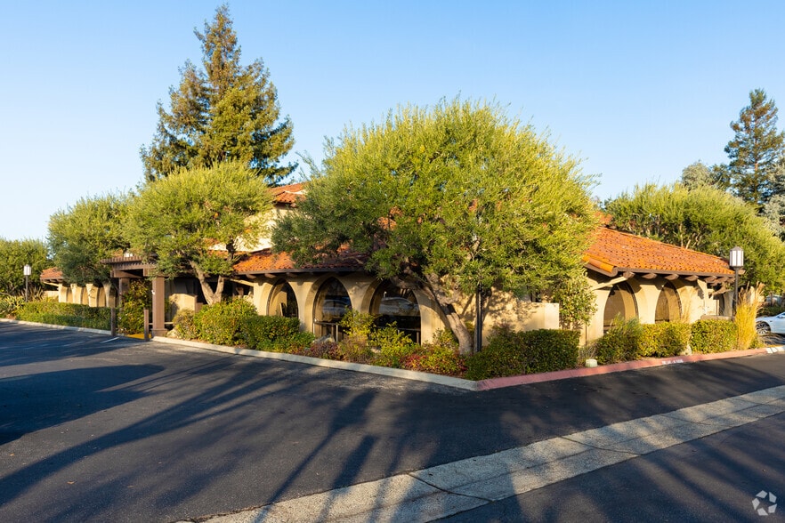 More Photos Of 161 S San Antonio Rd, Los Altos Office For Lease