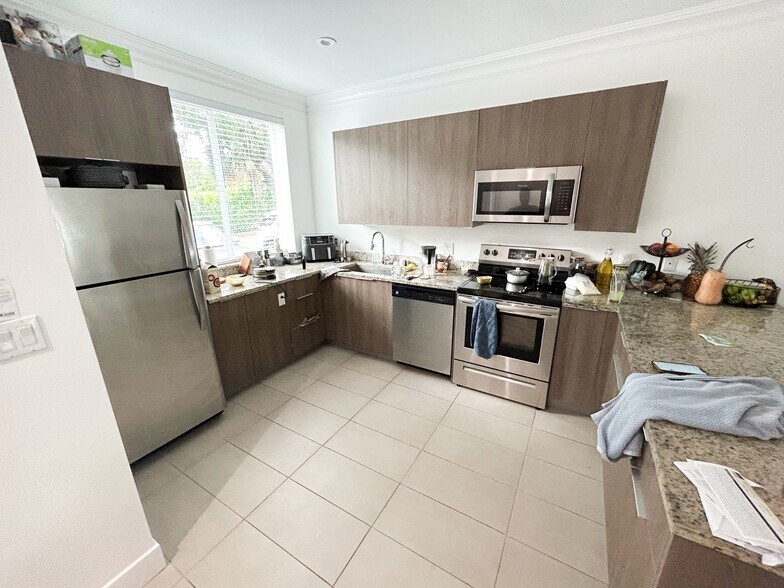 More Photos Of 509 NE 121st St, North Miami Apartments For Sale