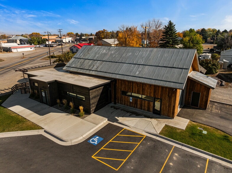 Primary Photo Of 123 W Elm St, Three Forks Restaurant For Sale