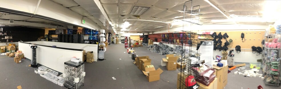 More Photos Of 1771 Timothy Dr, San Leandro Warehouse For Sale