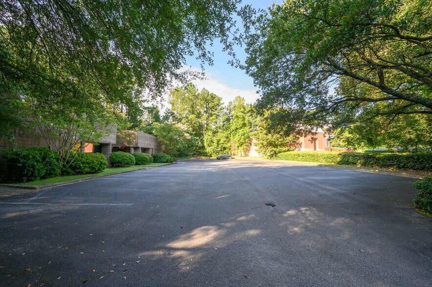 More Photos Of 2113-2117 Data Park Dr, Hoover Medical For Sale