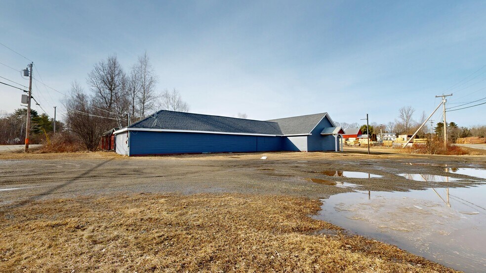 Primary Photo Of 444 Smithfield Rd, Belgrade Convenience Store For Sale