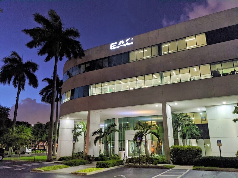 Primary Photo Of 5959 Waterford District Dr, Miami Office For Lease