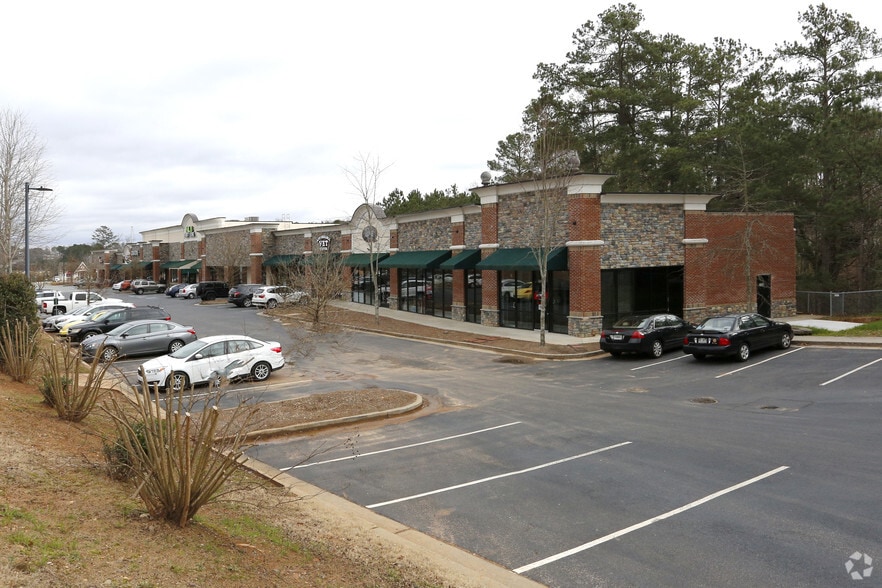 More Photos Of 1910 Eagle Dr, Woodstock Freestanding For Lease