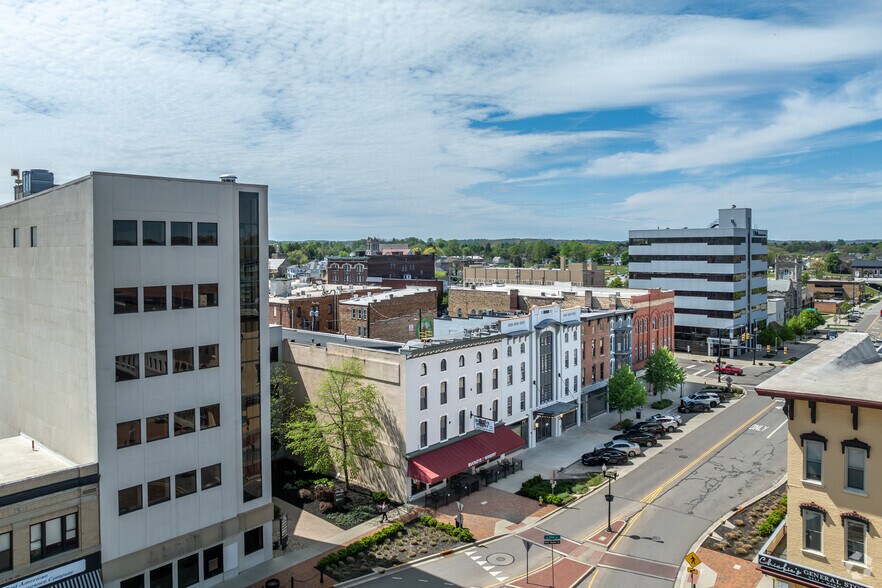 More Photos Of 33 N 3rd St, Newark Apartments For Lease