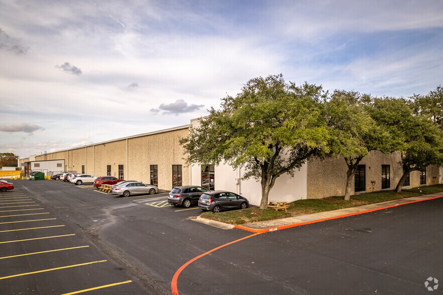 Primary Photo Of 4000 Greenbriar Dr, Stafford Manufacturing For Lease