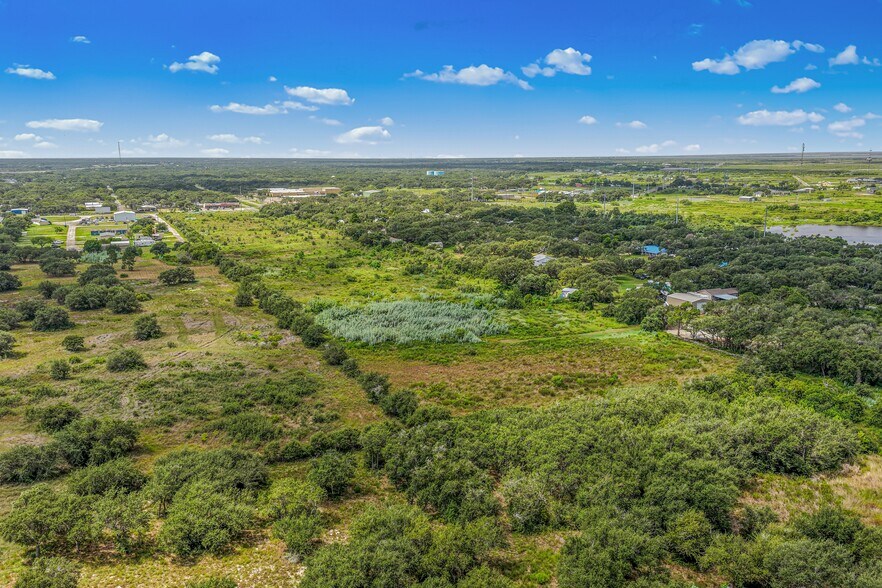 More Photos Of 2020 Market st, Rockport Land For Sale