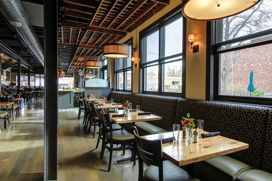 More Photos Of 121 E 2nd Ave, Niwot Restaurant For Lease