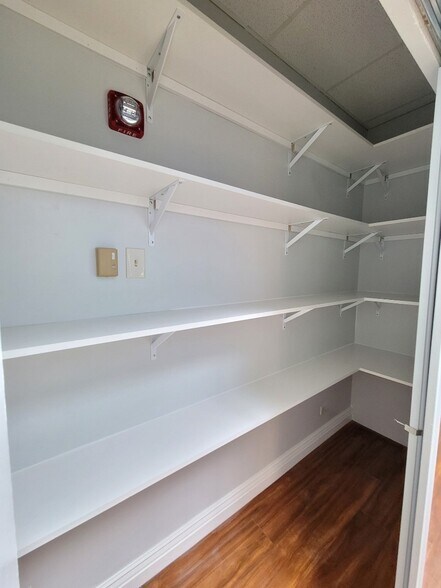 More Photos Of 99-128 Aiea Heights Dr, Aiea Medical For Sale