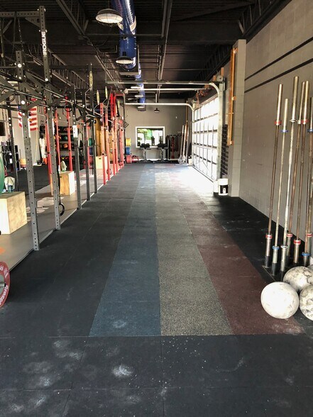 More Photos Of 802-812 N Easton Rd, Doylestown Storefront For Sale