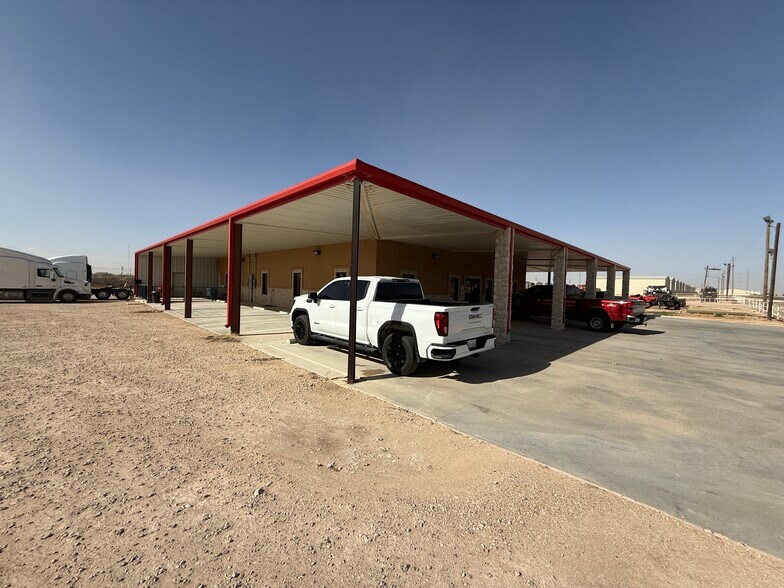 More Photos Of 1207 NW Mustang Dr, Andrews Warehouse For Sale