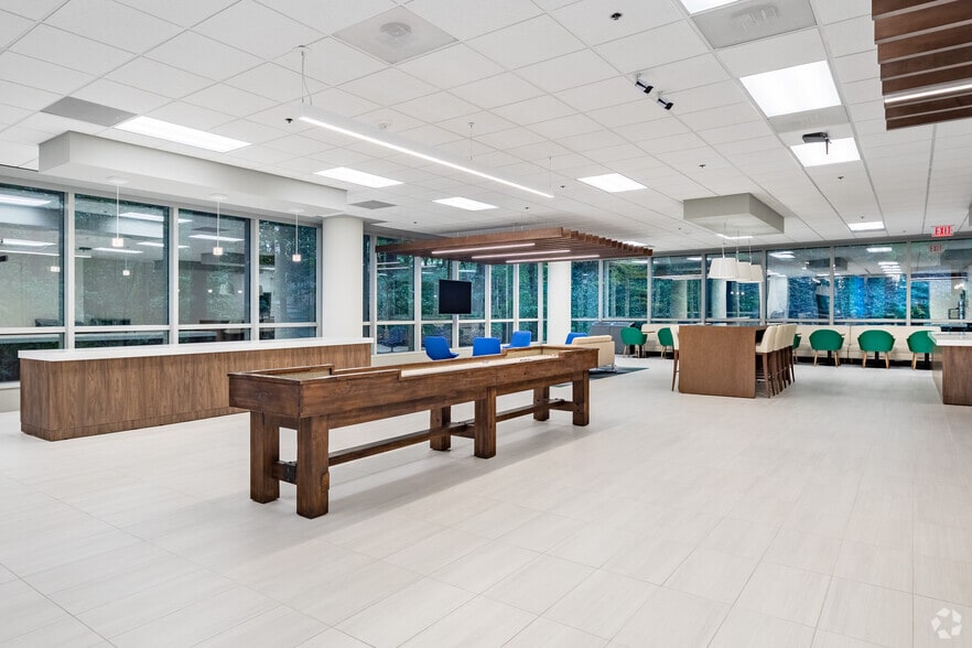 More Photos Of 2500 Windy Ridge Pky SE, Atlanta Office For Lease