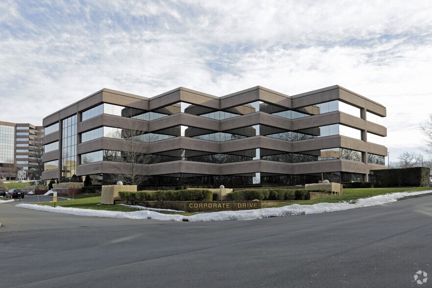 More Photos Of 4 Corporate Dr, Shelton Office For Lease