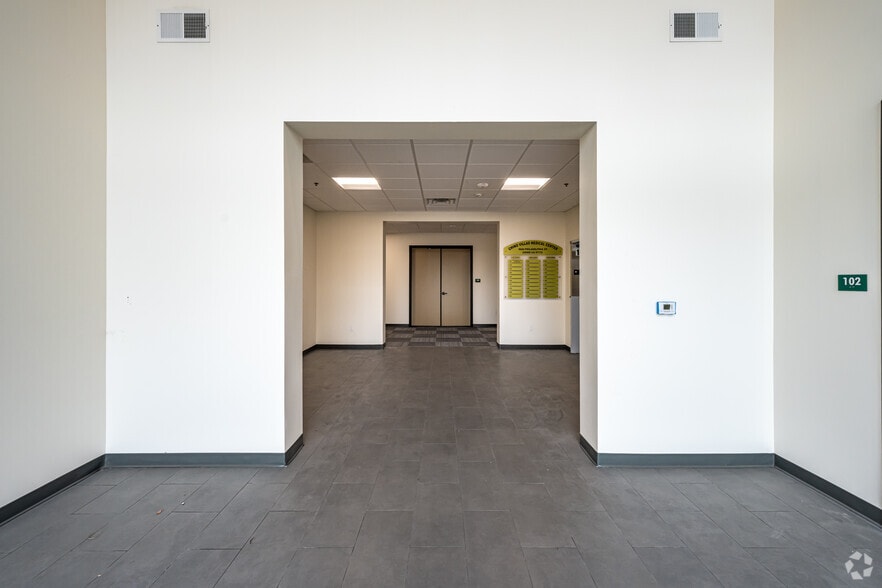 More Photos Of 5624 Philadelphia St, Chino Medical For Lease