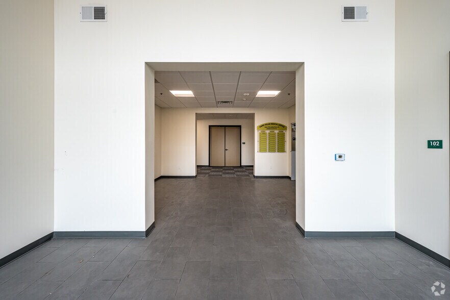 More Photos Of 5624 Philadelphia St, Chino Medical For Lease