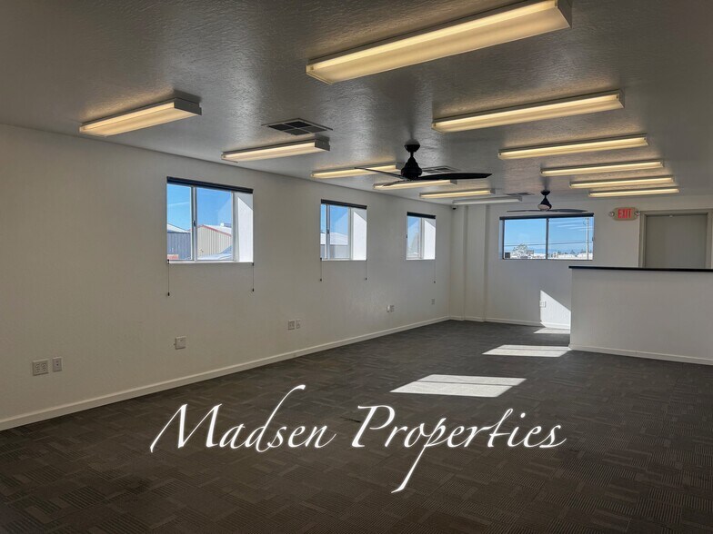 More Photos Of 1115 Ewald Ct, Paradise Manufacturing For Lease