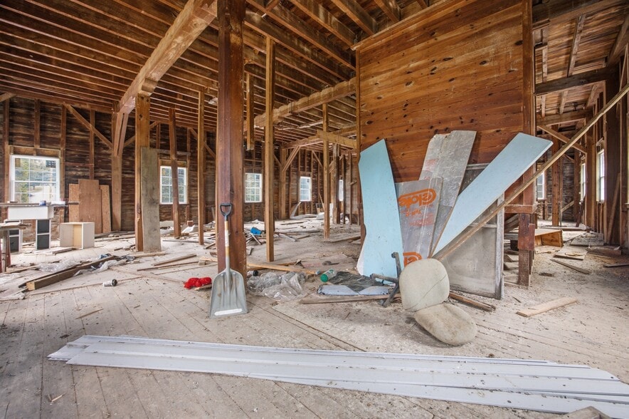 More Photos Of 32 Mill St, Port Byron Industrial For Sale