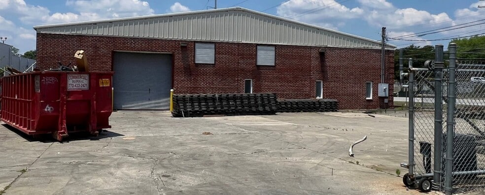 More Photos Of 814 Jefferson St, Atlanta Warehouse For Lease
