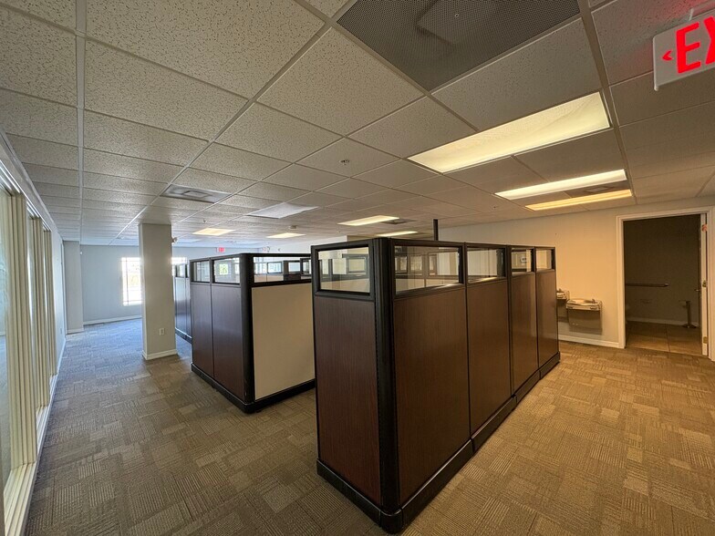 More Photos Of 505 S Orange Ave, Sarasota Apartments For Sale
